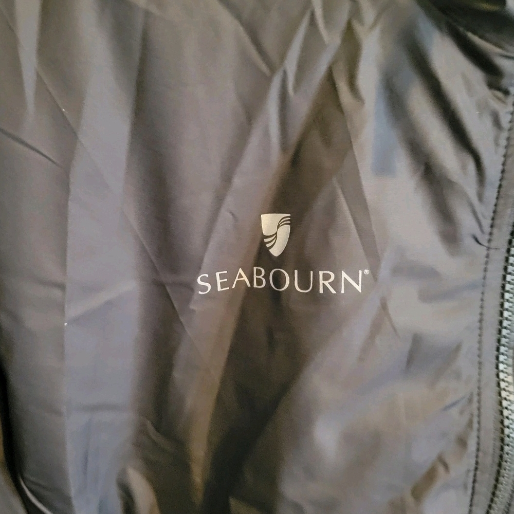 Helly Hansen Black Jacket - image 6